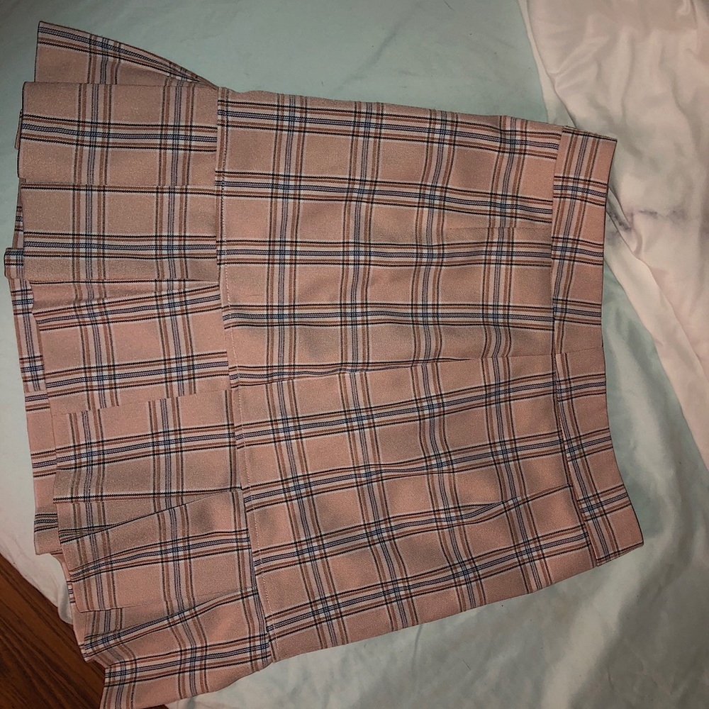Plaid pink skirt